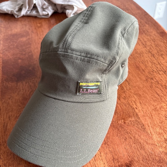 LL Bean Hat - Picture 1 of 2